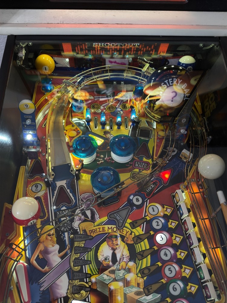 Sharkeys Shootout Pinball Machine