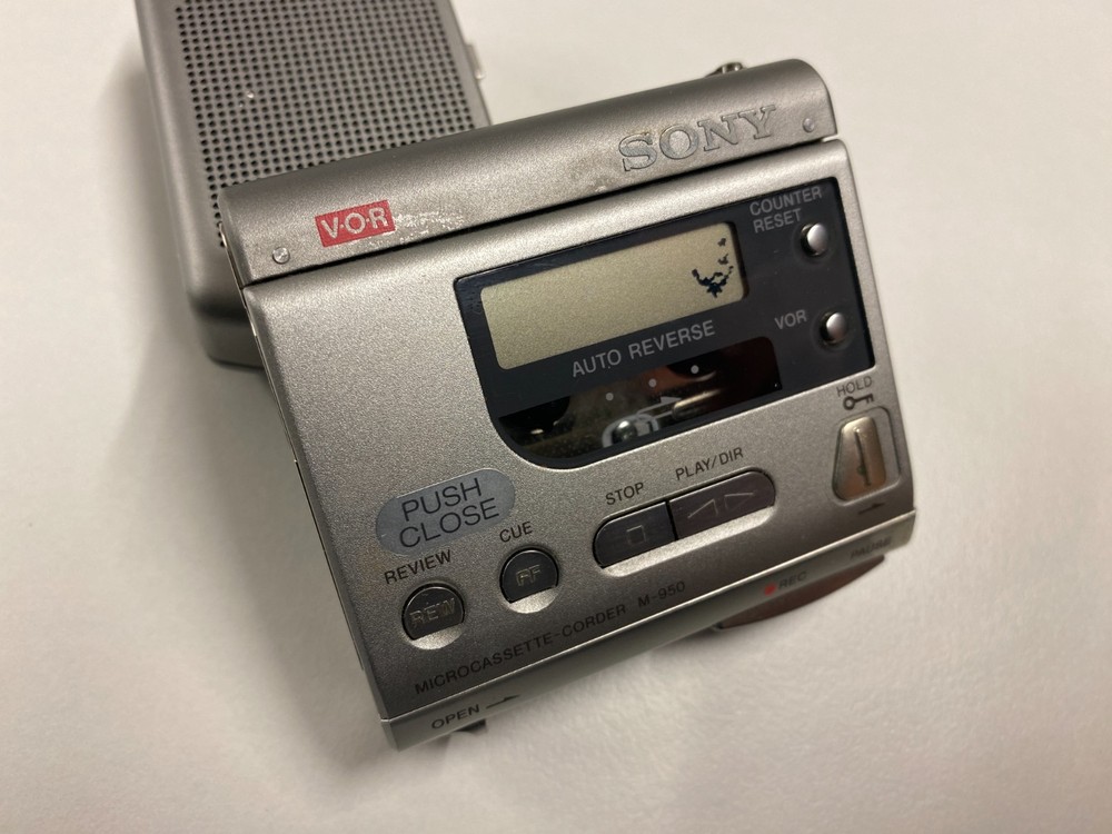 Sony M-950 Micro Cassette Recorder with Detachable Speaker Module