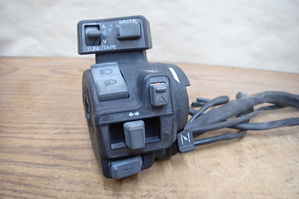 1999 HONDA GL1500 GOLDWING LEFT HAND SWITCH CONTROL BUTTON