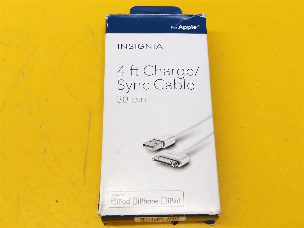 ⭐️⭐️⭐️⭐️⭐️ Insignia 30-Pin Charge / Sync Cable 4ft. for Apple