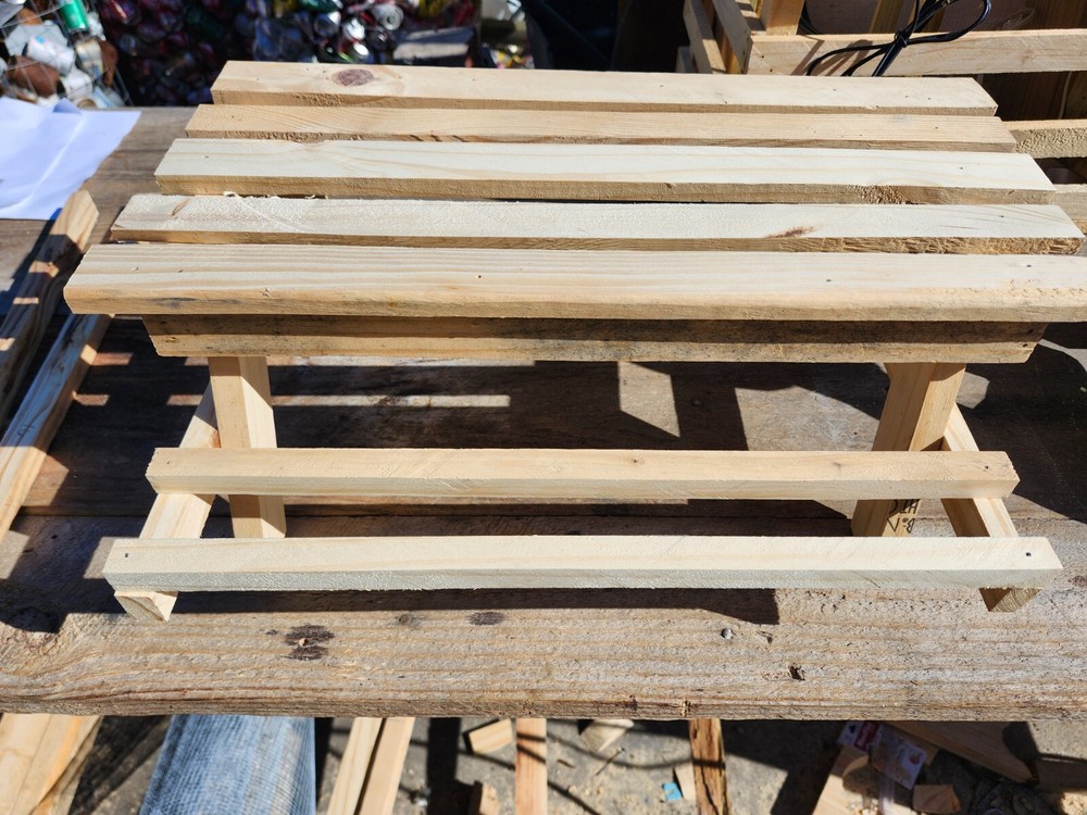 decrative wood picnic table