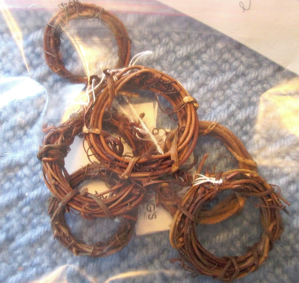 WANG'S 2" VINE WREATH (6) SIX IN PACKAGE