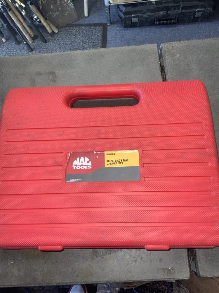 Mac Tools DBC18C 18-PC Disk Brake Caliper Set