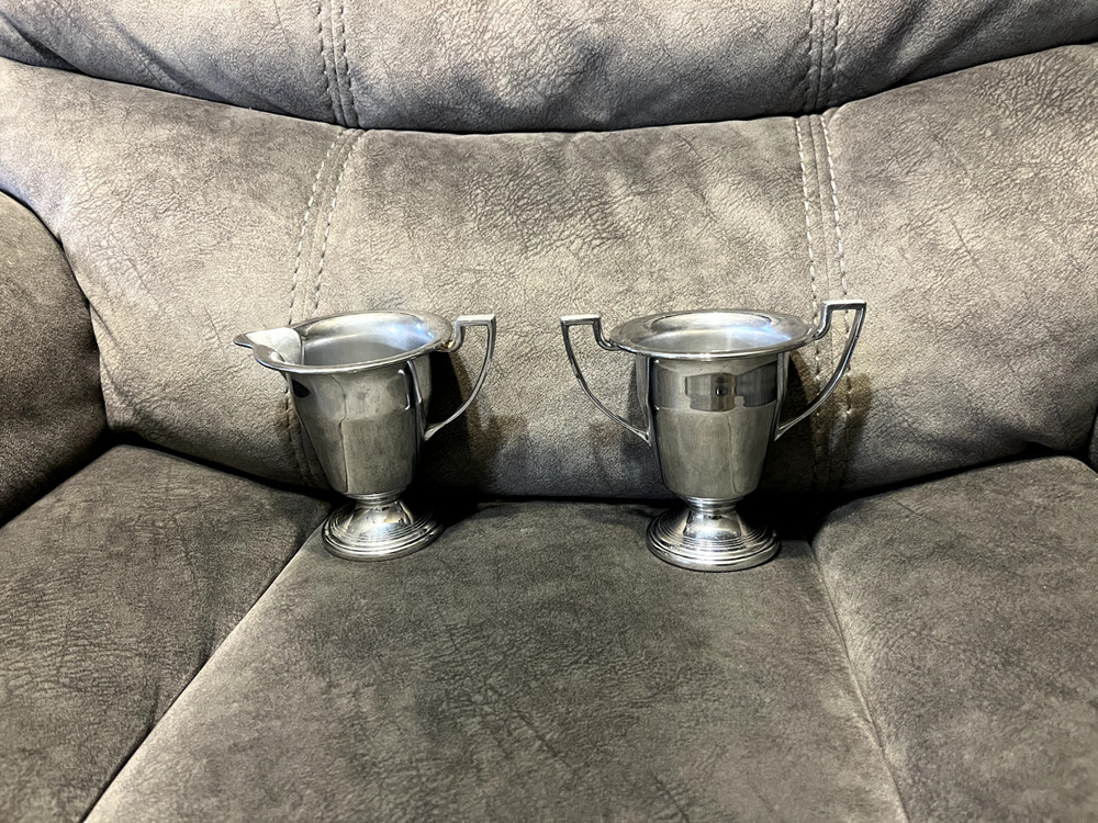 Farberware, silver-plated cream and sugar containers