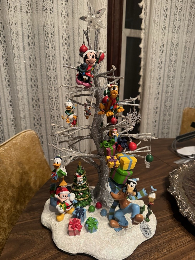 Disney Illuminated Glitter Christmas Tree 13"
