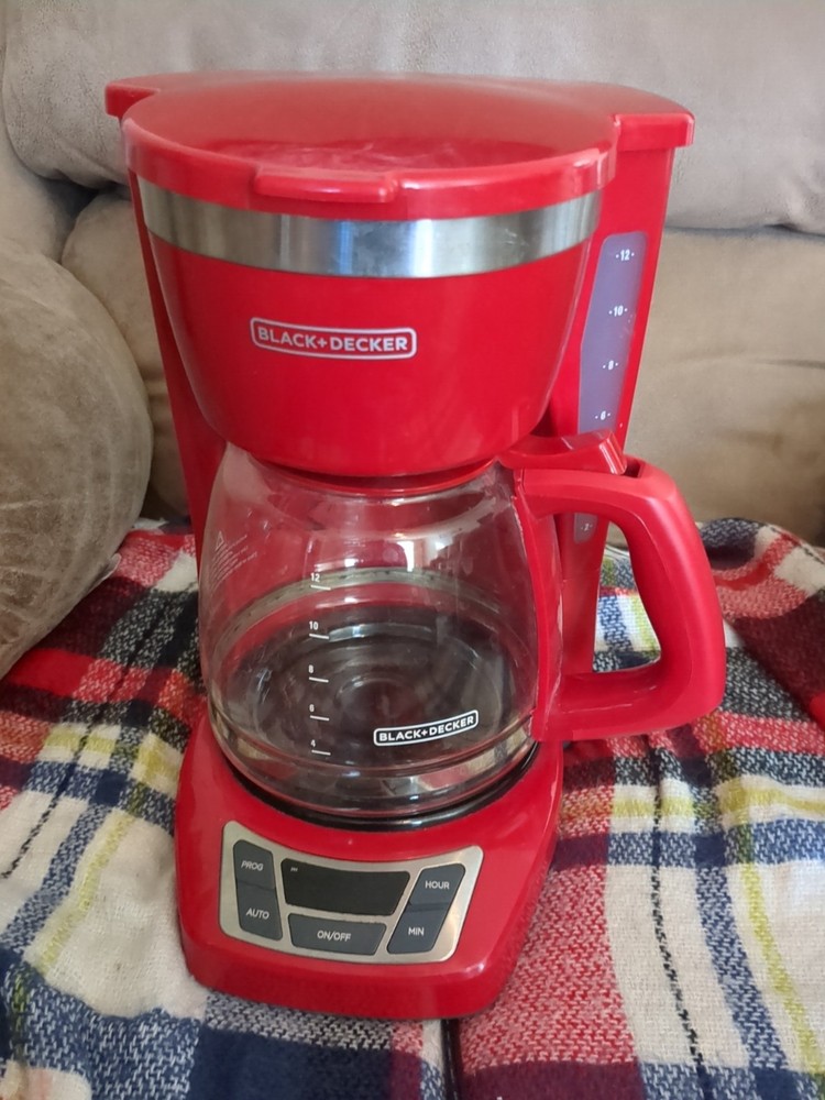 Black & Decker RED 12 Cup Programmable Coffee Maker