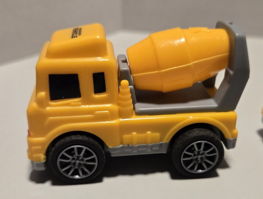 Construction Vehicles Pull and Go Toys Engineering Vehicle Lot Unbranded Plastic