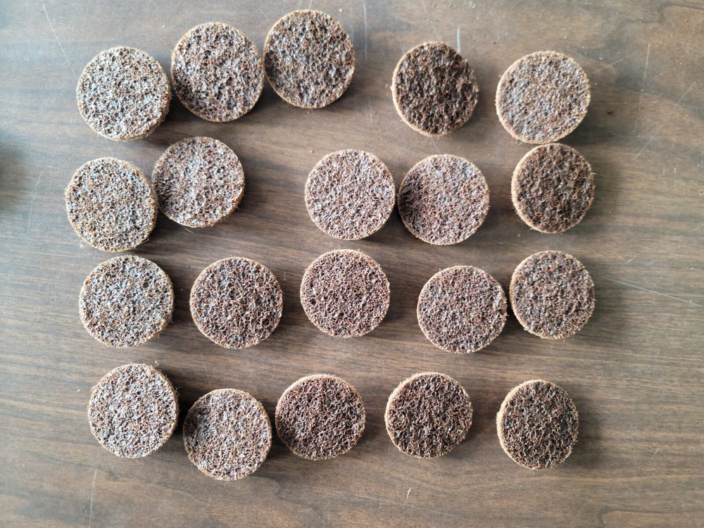 SHARK AND 3M QUICK CHANGE 2'' COURSE SURFACE CONDITIONING DISKS + EXTRAS