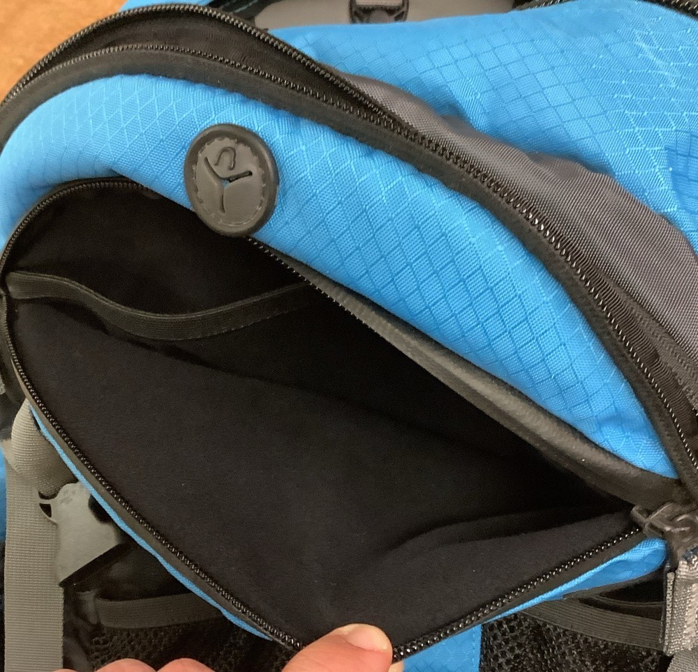 LL Bean Blue Ridge Runner Daypack Backpack Hiking Trips Vacation READ