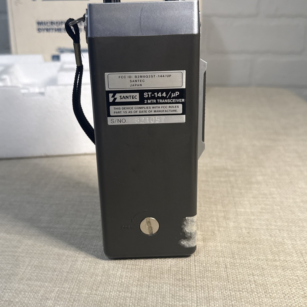 SANTEC ST-144FM VHF 2-Meter HT Ham With Box Read Description