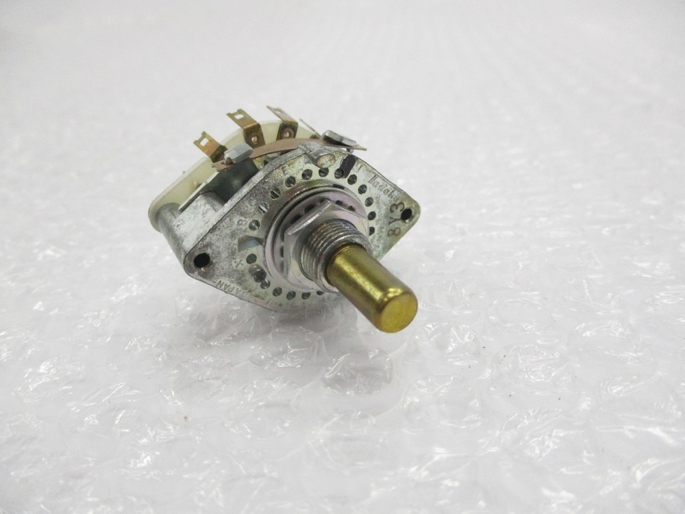 TOSOKU 8Y3 ROTARY SWITCH NSNP