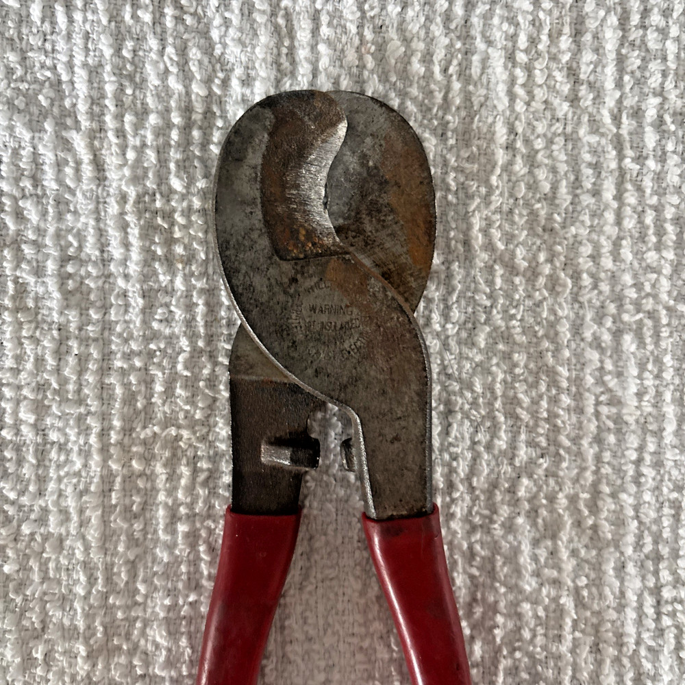 Klein Tools 63050 9-1/2" High Leverage Cable Cutters Pliers