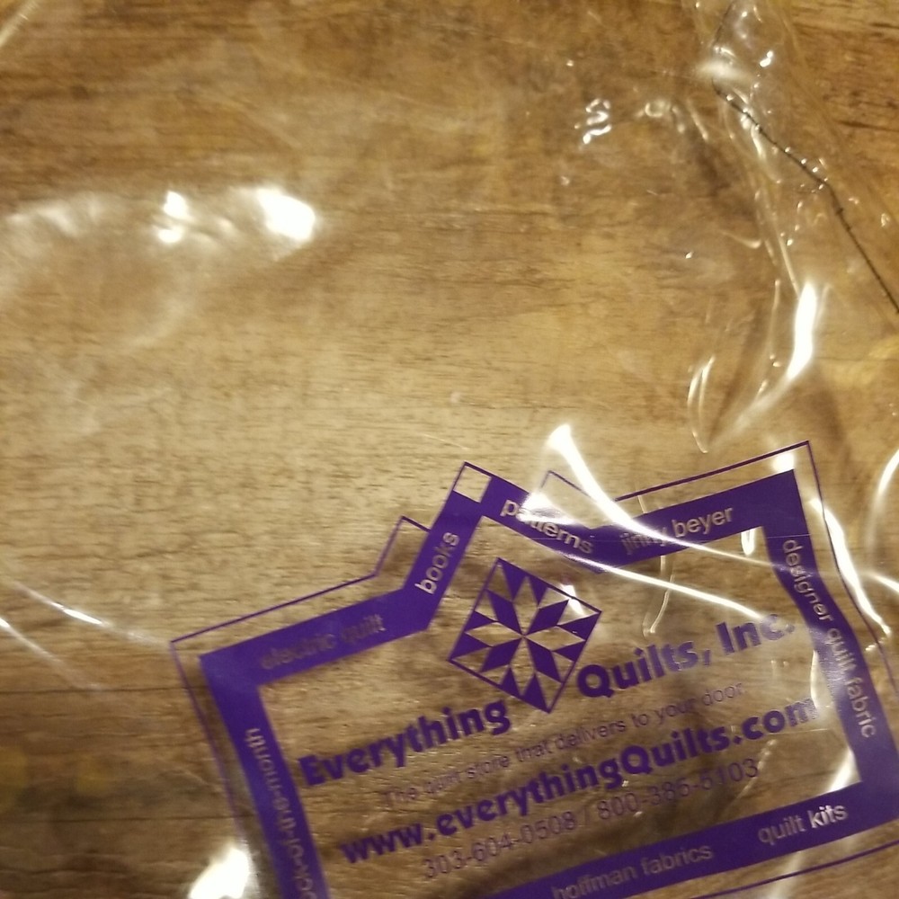 5 Plastic Project Pouches For Quilters