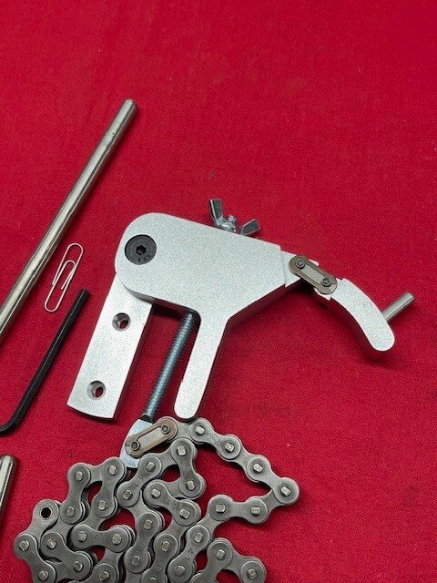 SLS-1 Dial Indicator Chain Clamp