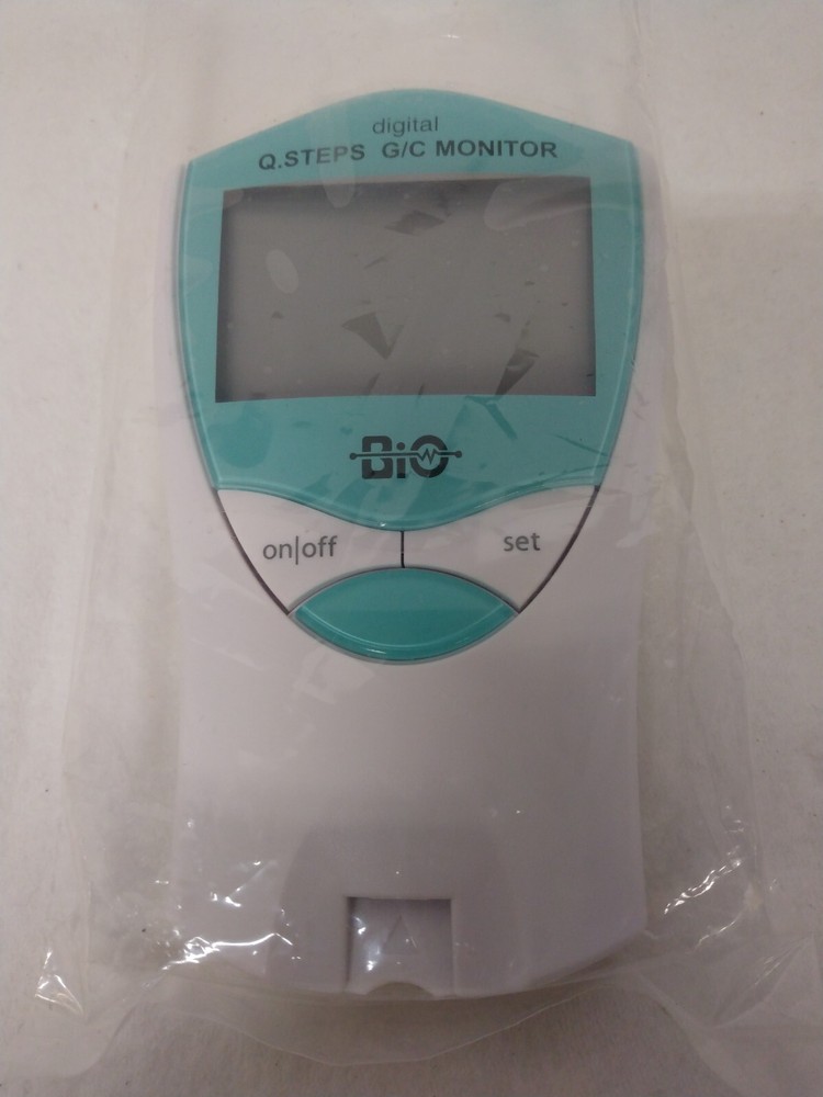Q.Step G/C Meter Electrochemical Biosensor Technology measure Cholesterol/Glucos