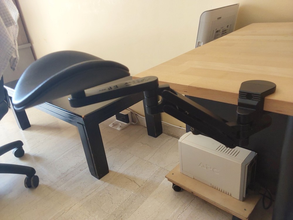 ERGOREST Ergonomic Elbow Rest