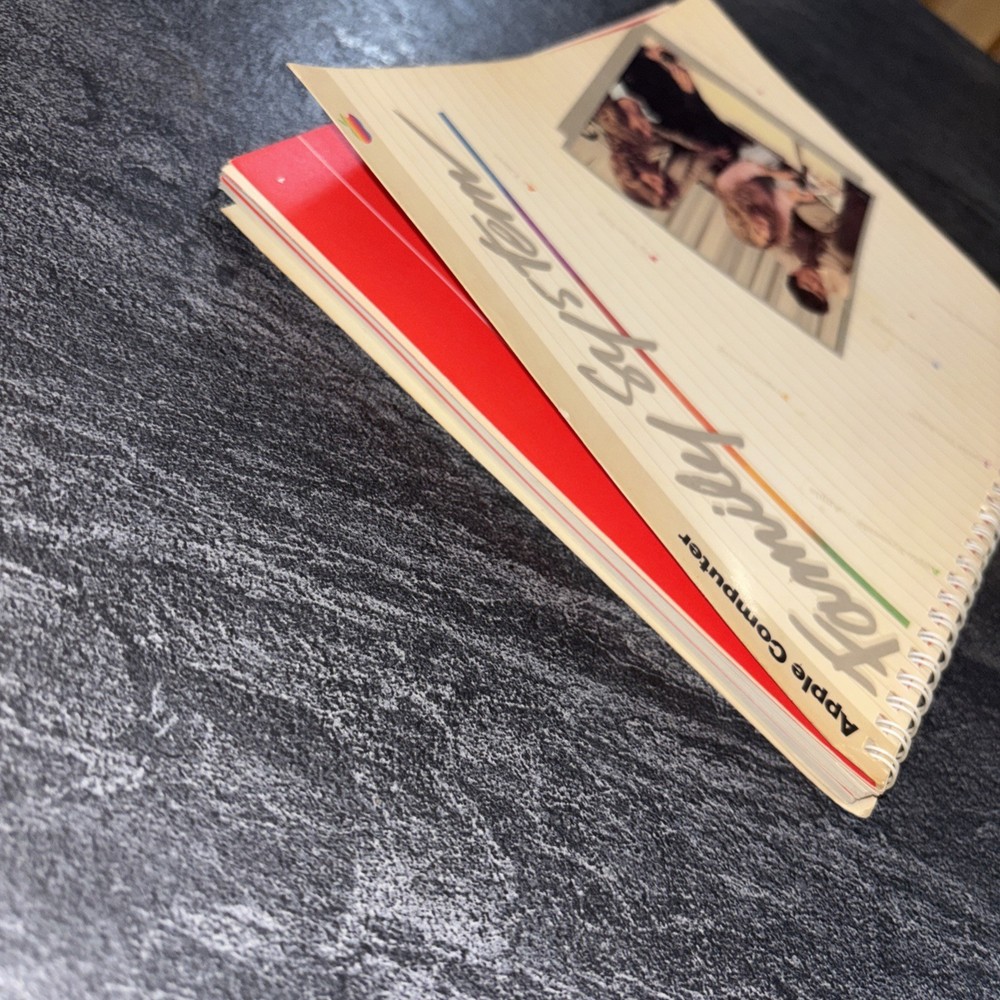 Apple Computer Family System Owner's / Reference Setup Guide 1981 #R