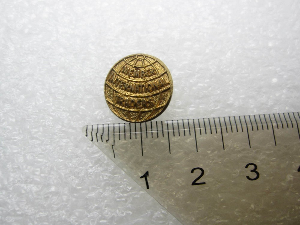 Member International Traders Lapel Pin (A369)