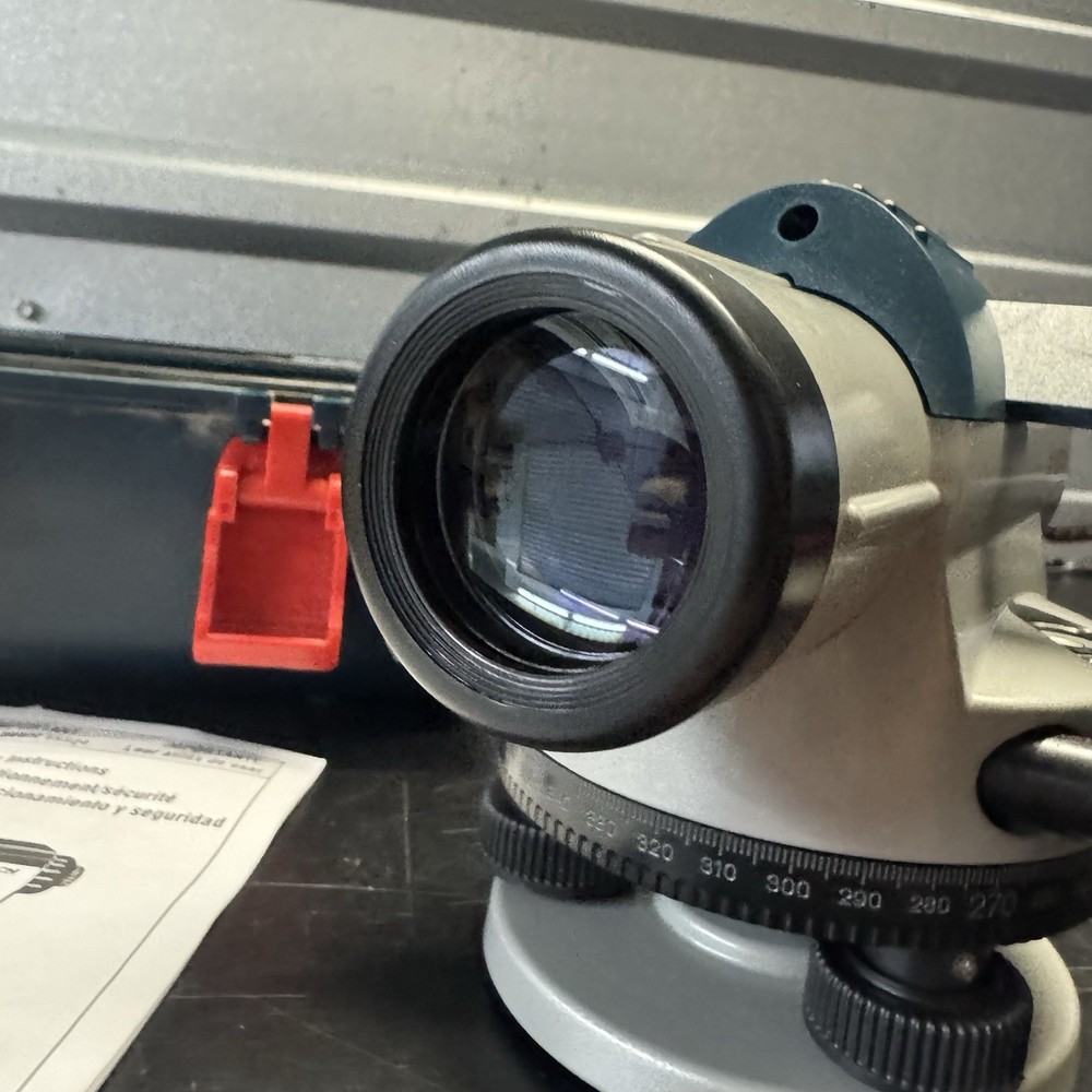 Bosch GOL26 Automatic Optical Level - Blue - Nice W/ Case
