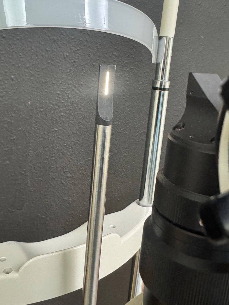 Topcon SL-2E Slit Lamp