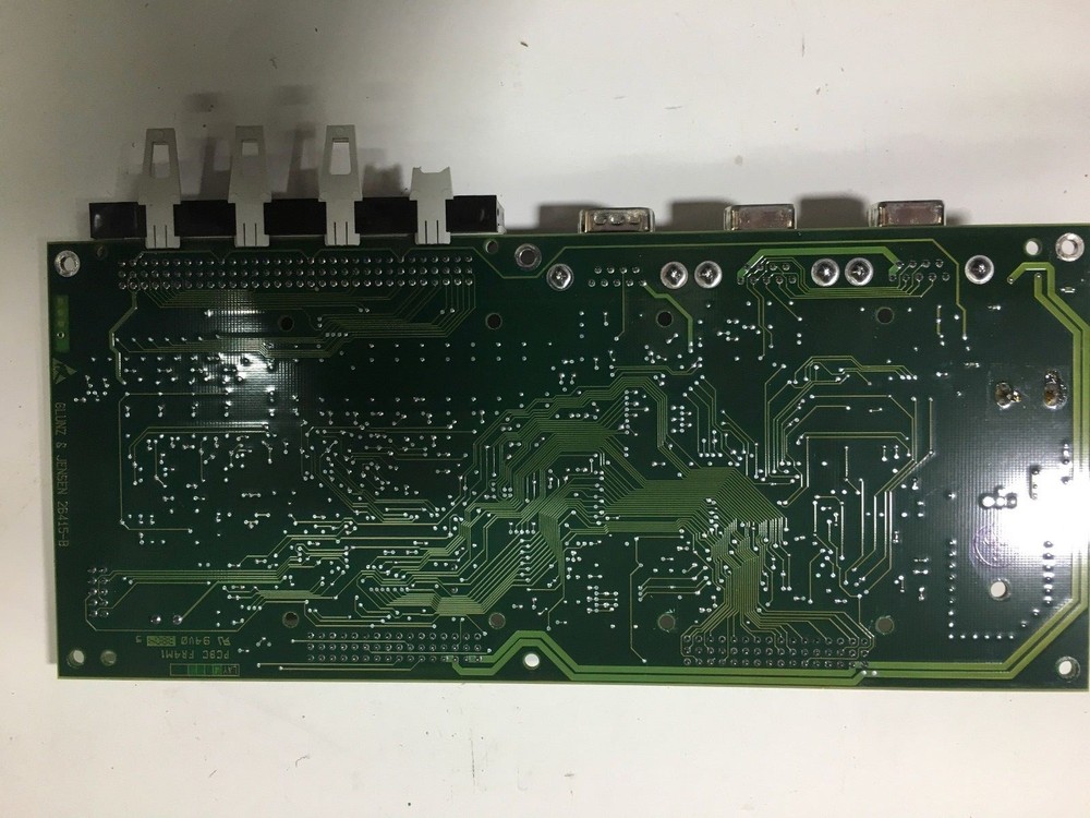 Glunez & Jenson Processor Com Interface