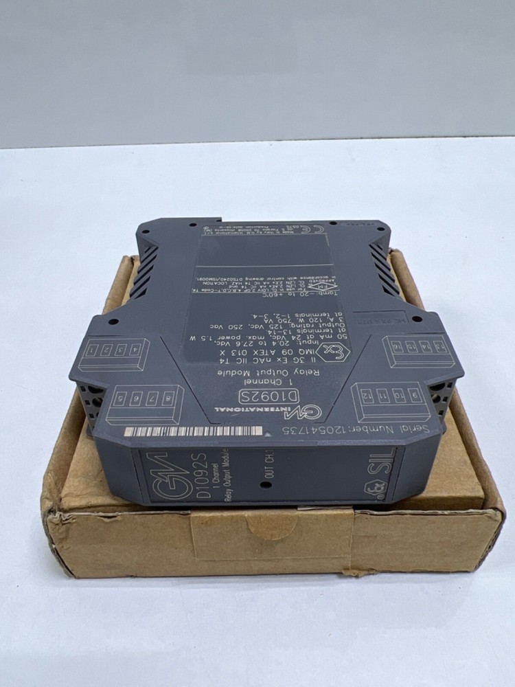 GM International D1092S Relay Output Module 1 Channel