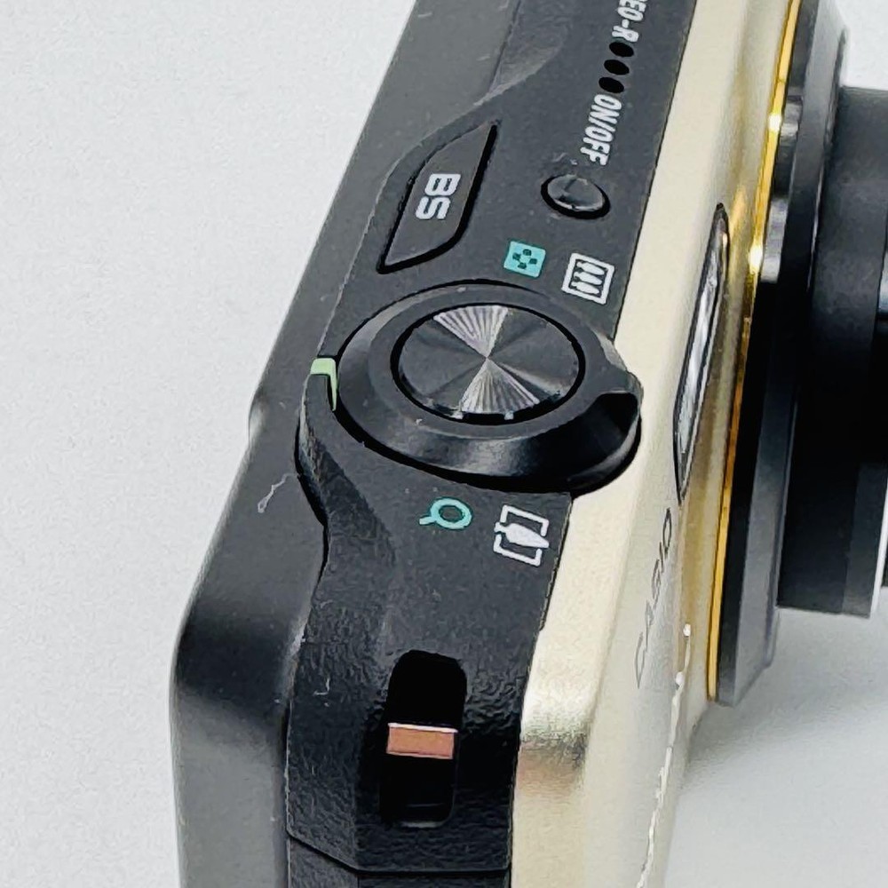 CASIO EXILIM EX-ZR15 Digital Camera