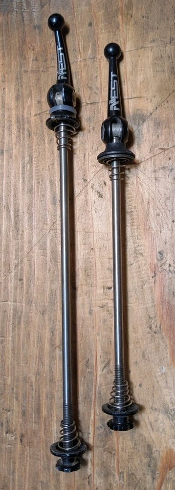 AEST Titanium Quick Release Skewer Set Black