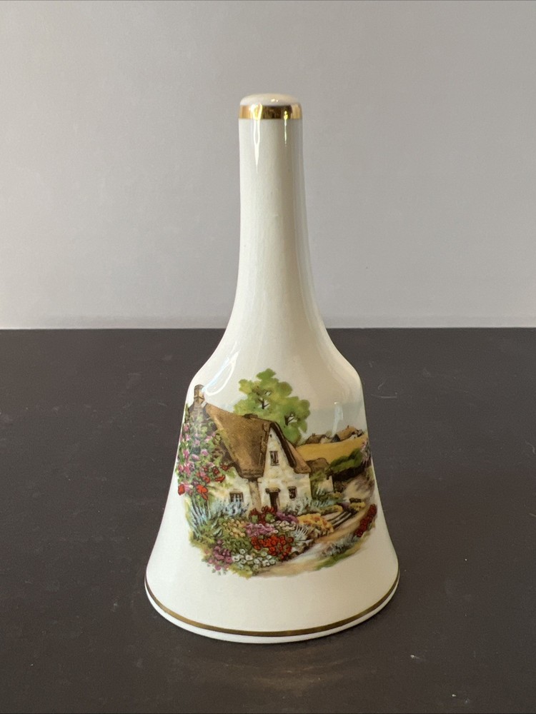 Prinknash Pottery Gloucester England Bell Thatched Cottage Theme