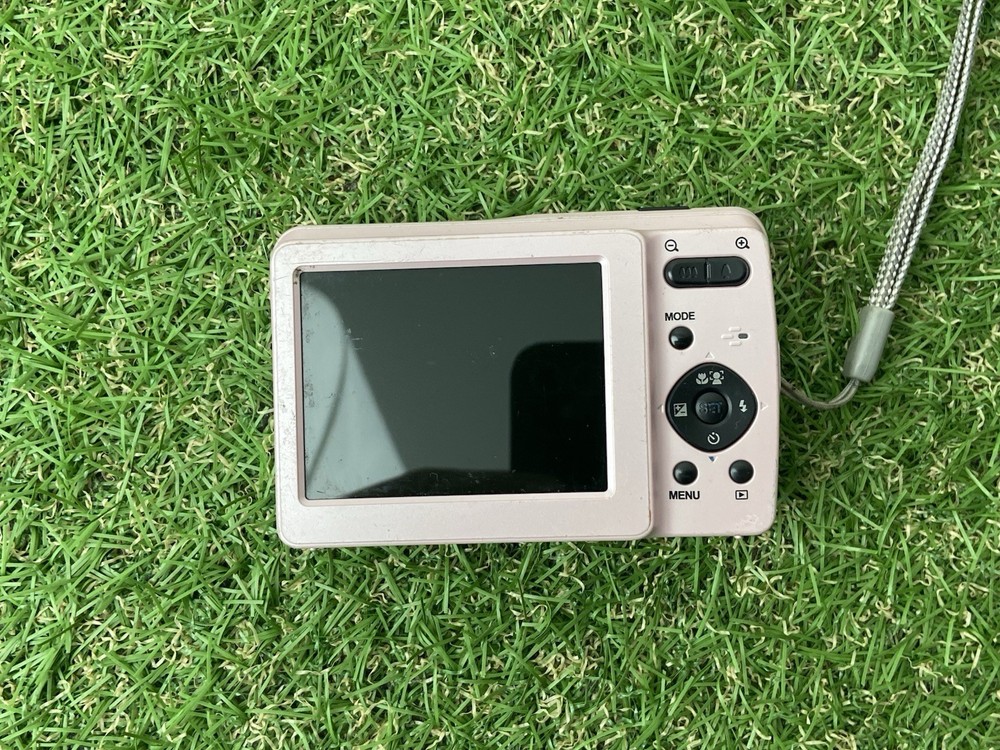 Hitachi HDC-149IE Compact Digital Camera Pink (A408)