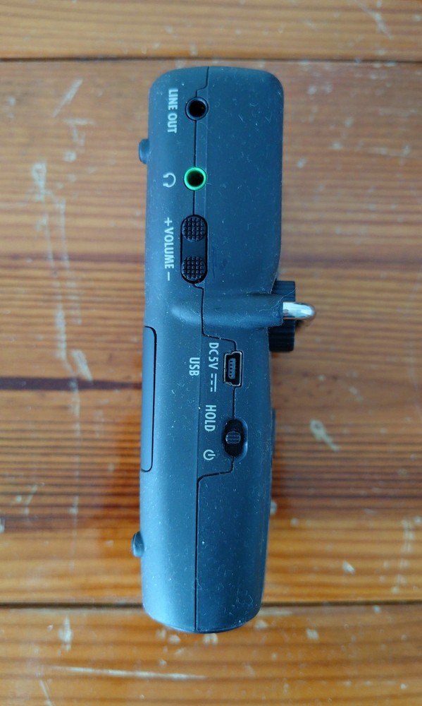 Zoom H5 Recorder + Accessories