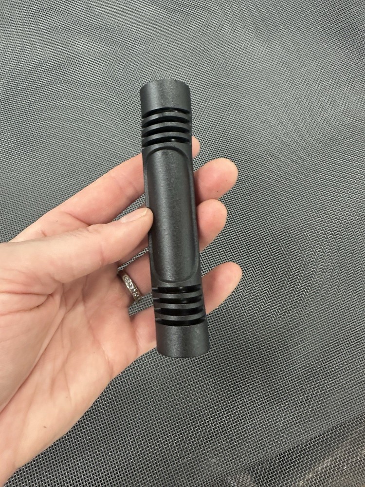 Black Rubber Ergonomic Grips, quantity 4000