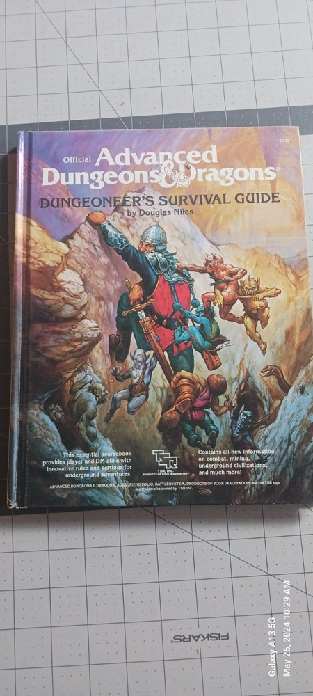 Advanced Dungeons & Dragons Dungeoneer's Survival Guide