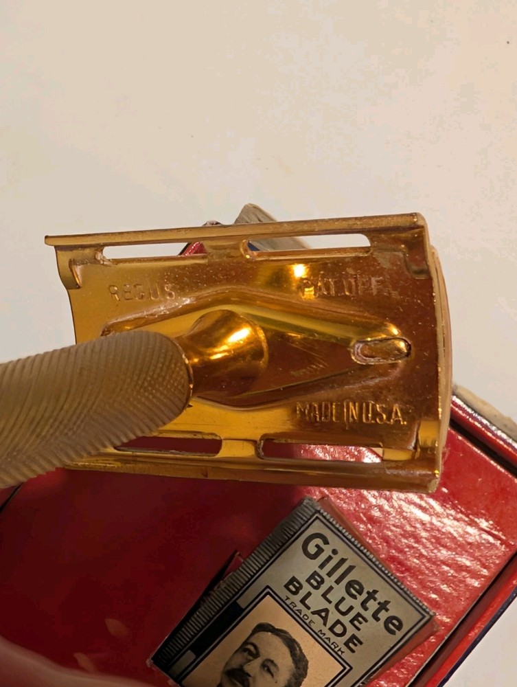 Vintage Gillette Gold Tech Double Edge Razor