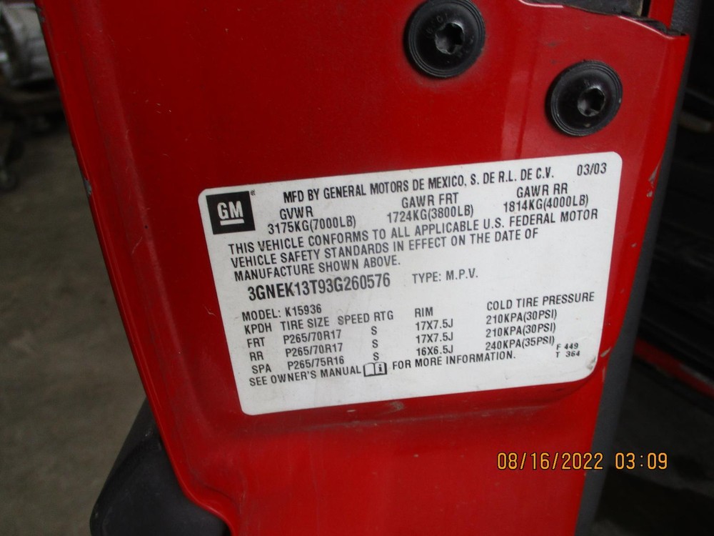 Used Tailgate fits: 2003 Chevrolet Avalanche 1500 endgate Grade A