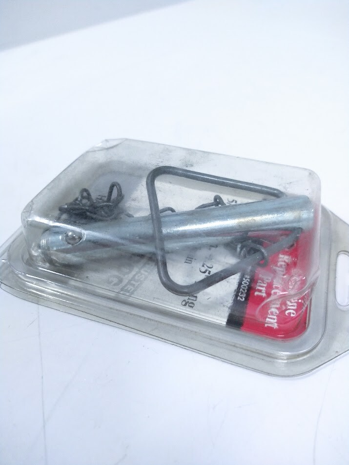Bulldog 500232, 5/8'' Pull Pin , 4.25'' Long With Chain