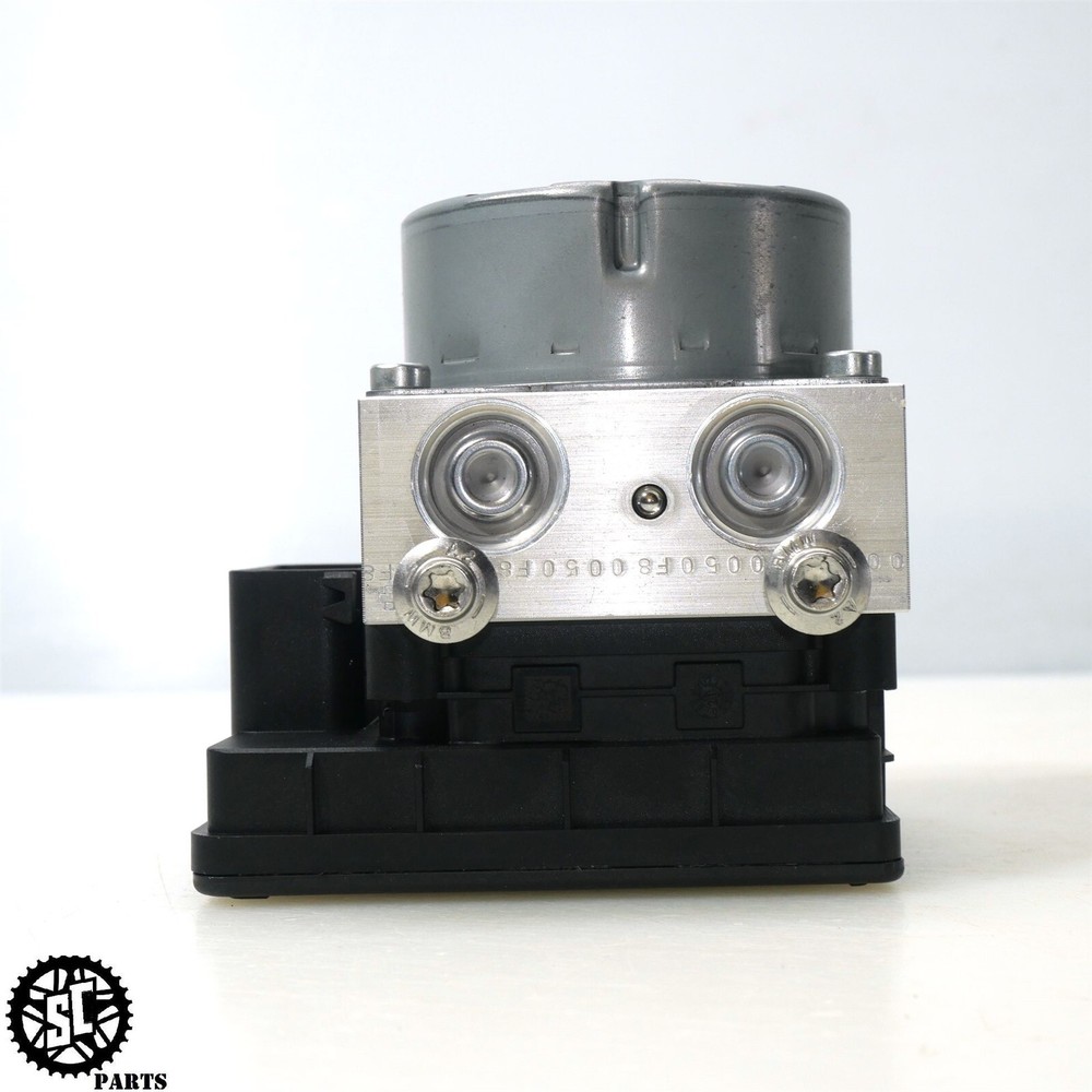 2022 BMW S1000RR ABS BRAKE PUMP MODULE