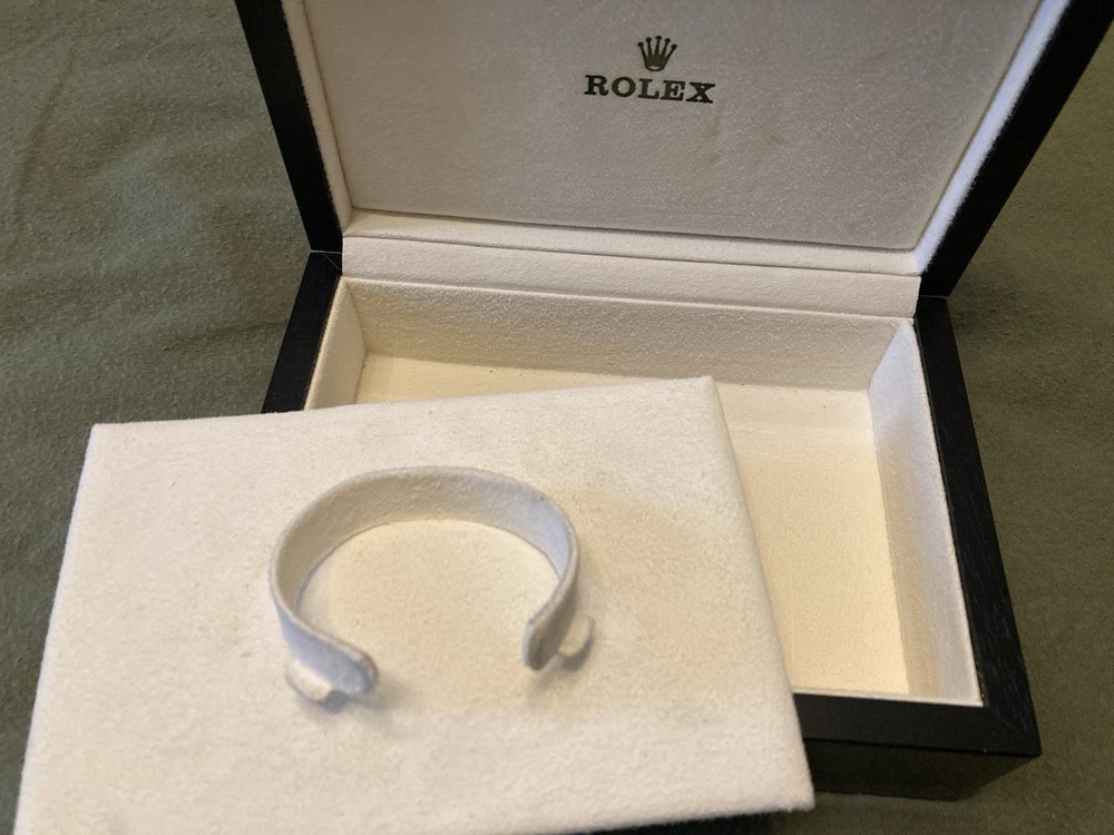 Rolex Black Lacquer Box, 50.00.09