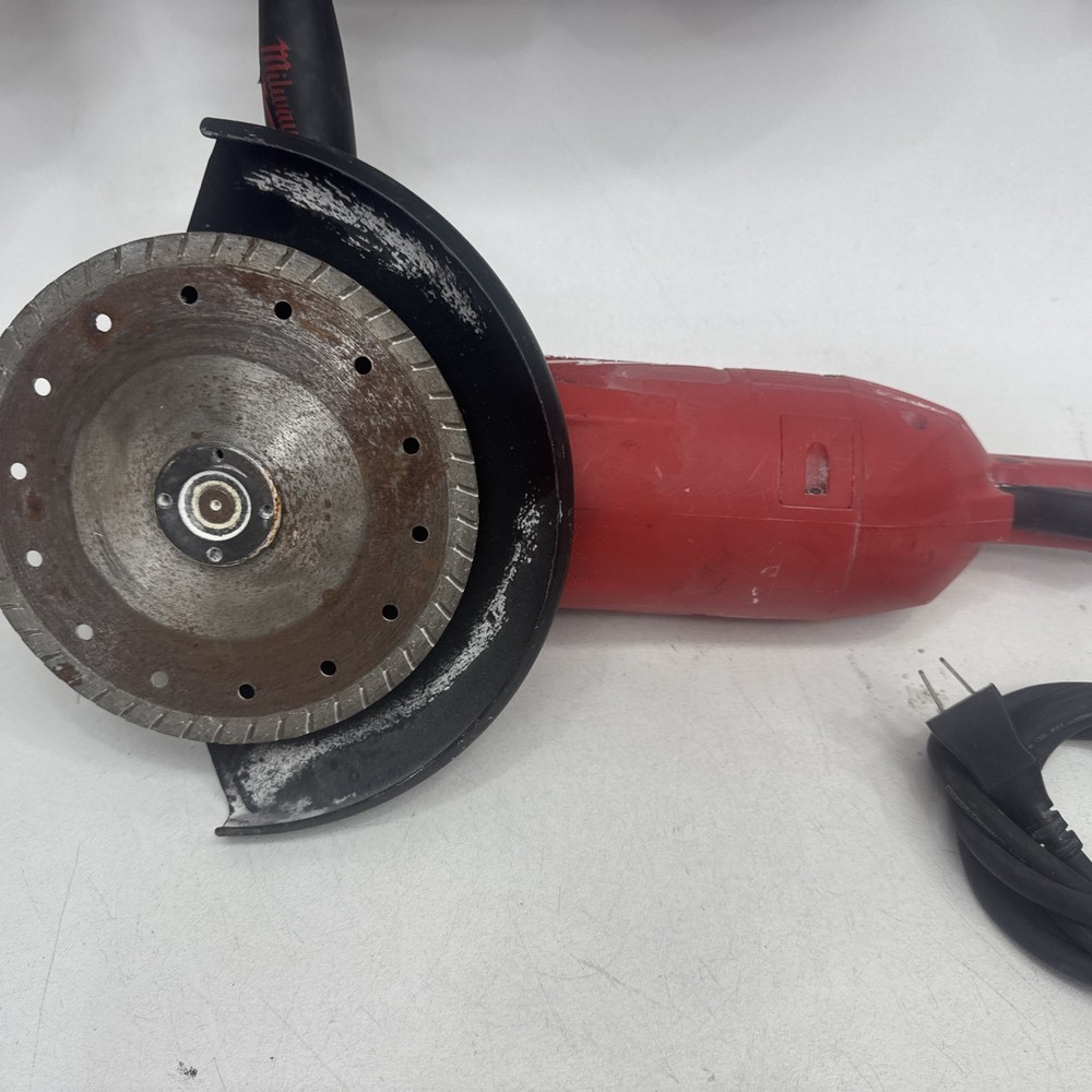 Milwaukee 7/9” Grinder Electric