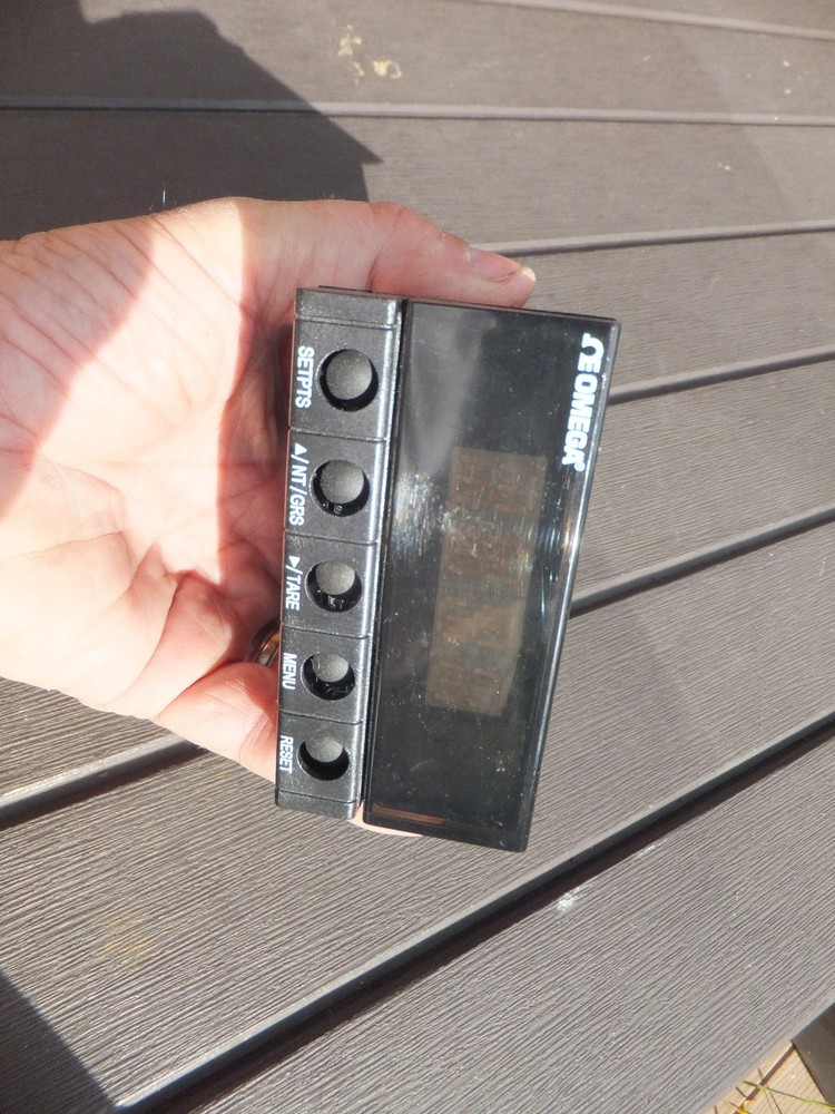 Omega Engineering Model DP25-S-AR Digital Panel Meter Strain & Process