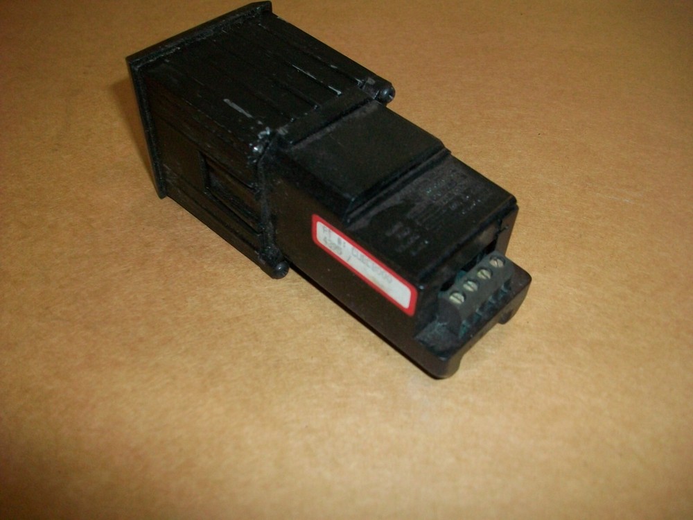 RED LION CUBCB000 6 DIGIT COUNTER