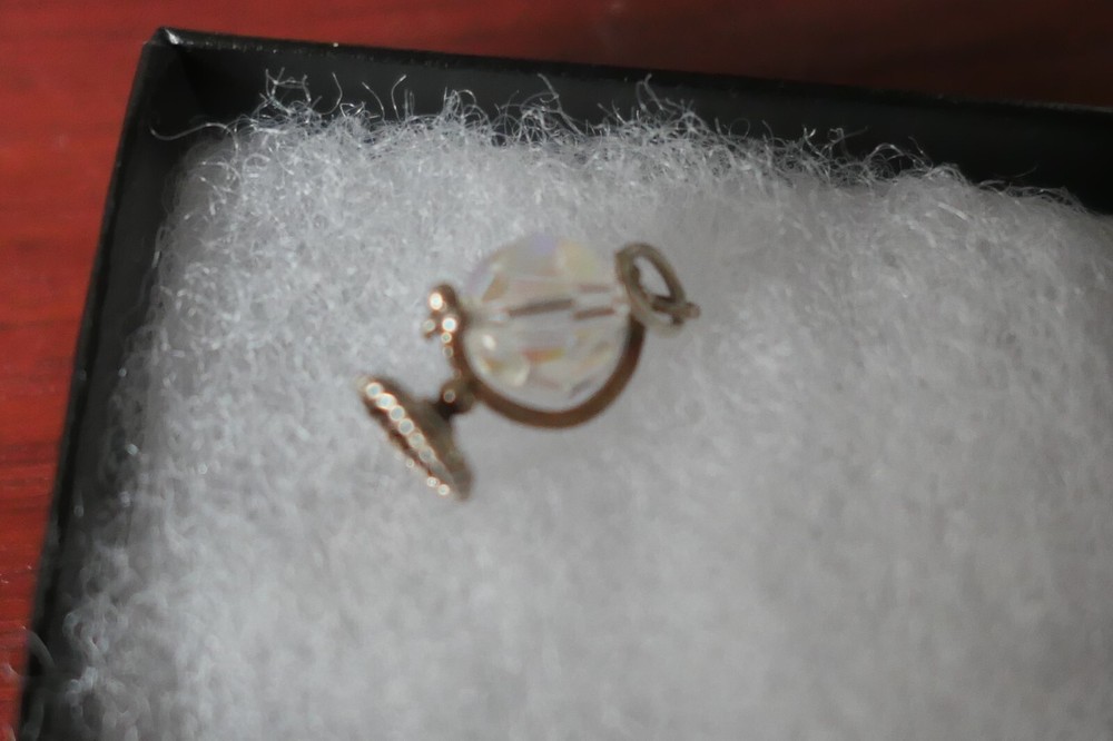 Silver Charm - globe bead