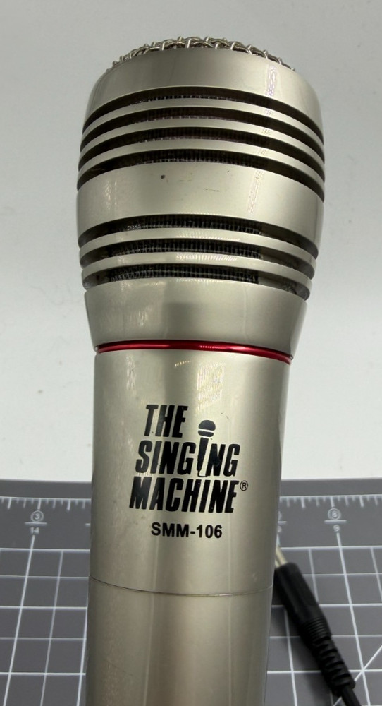 The Singing Machine SMM-106 Wired Microphone with Cable
