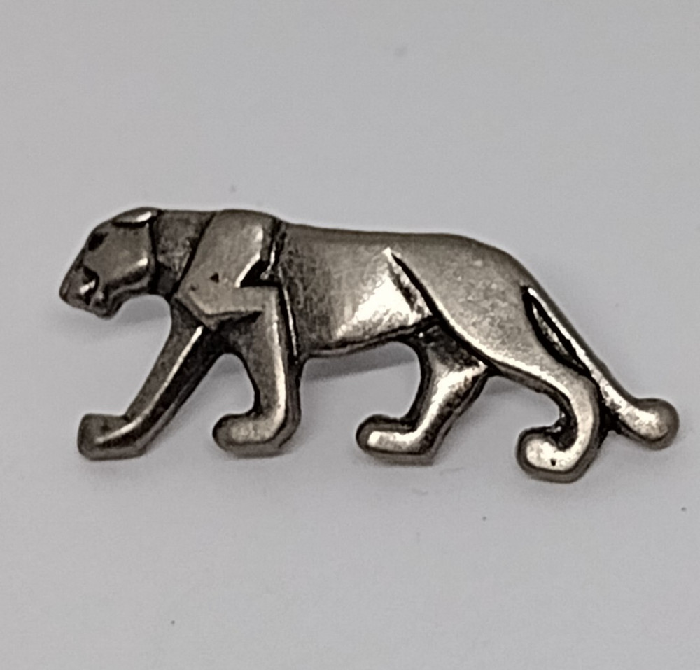 Gray Wild Cat Figure Lapel Pin