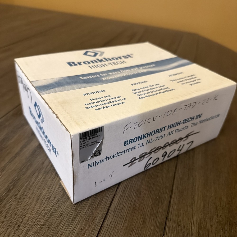 Bronkhorst Mass Flow Controller - 10 slm - Kalrez seals