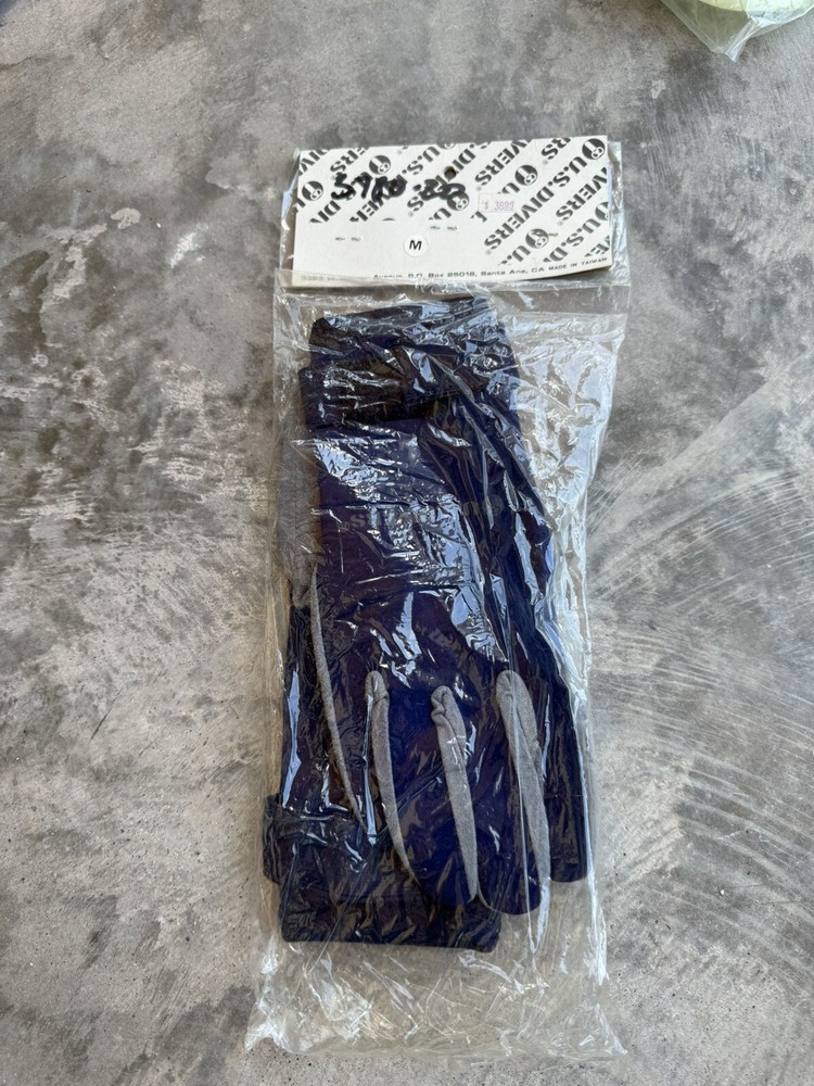 U S Diver Aqua Lung Gloves M Blue