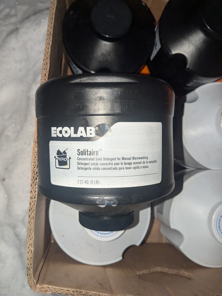 Ecolab Solitaire Concentrated Solid Detergent 5lbs 6110884