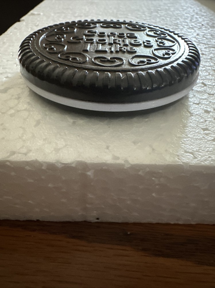 “OREO” COOKIE” Adorable Mirror/comb Compact That Looks Real!