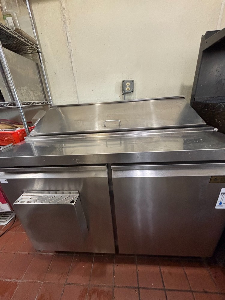 Standard 2 door Sandwich Prep Table