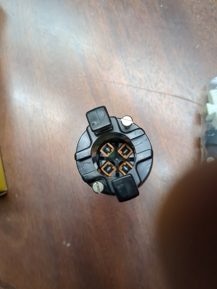 HUBBELL HBL21414B 600VAC 30A